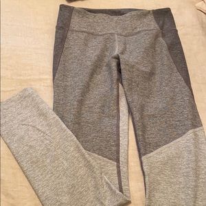 Outdoor voices tri dipped leggings
